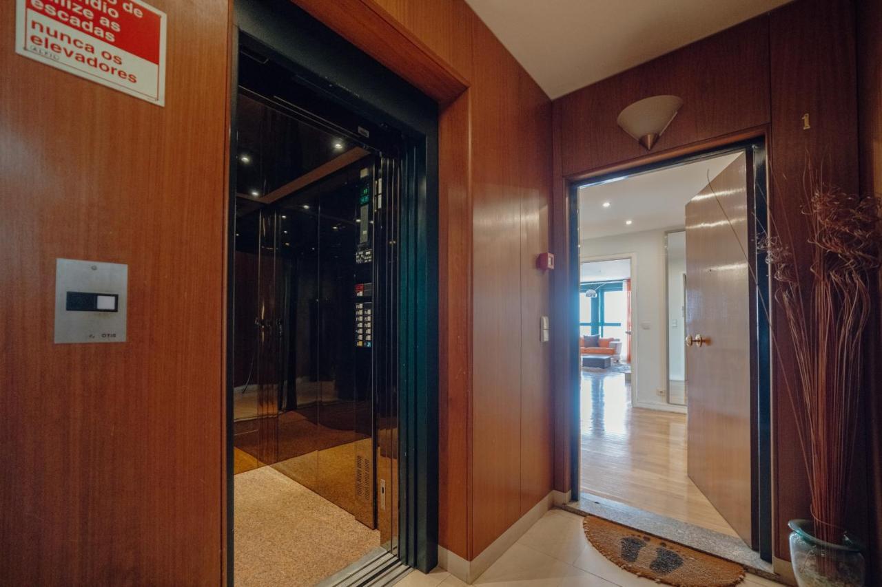 Downtown Grand Tower View By Vacationy Apartamento Porto Exterior foto